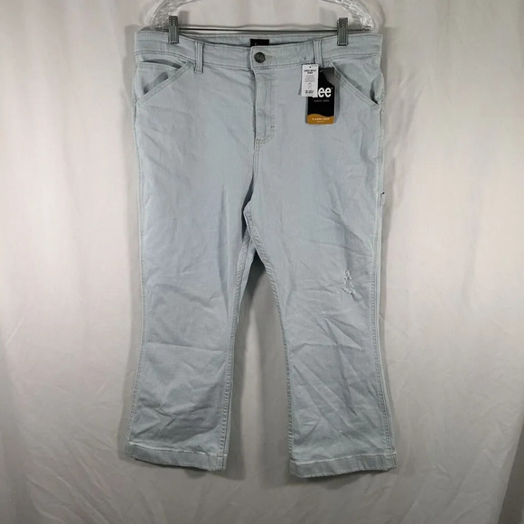 New Lee Crop Jeans Women's 18M Light Blue Denim Flared Mid Rise Cotton Blend - Picture 1 of 10